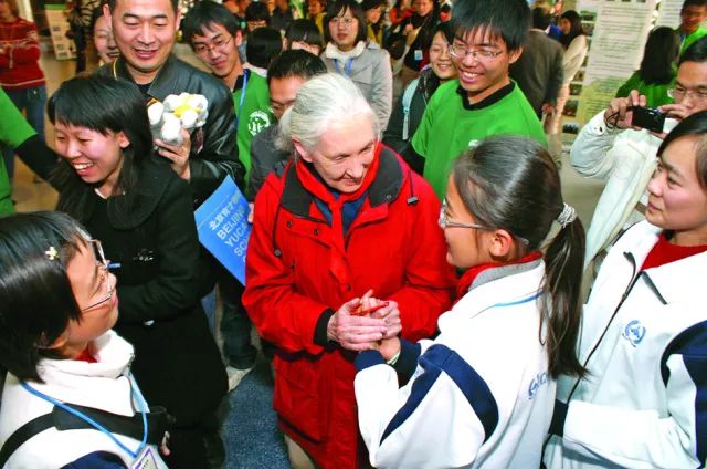 珍妮·古道尔人物简介,珍妮古道尔动物发明家