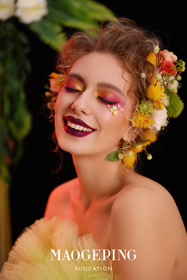 如何成为化妆师兼职赚钱,如何成为化妆师跟妆