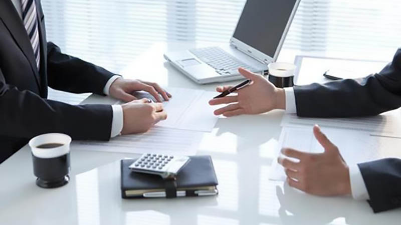 他曾是波导的业务员，用九年时间称霸非洲市场，4亿人用他的手机