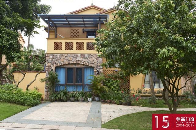 当派丽丰胜遇见尊尚——法式防腐木邂逅现代阳光房