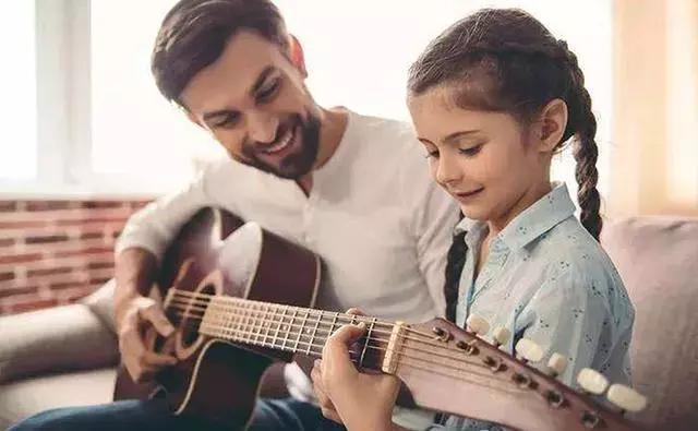 因为一道数学题小孩哭着报警 (小学生因为数学题分歧报警)