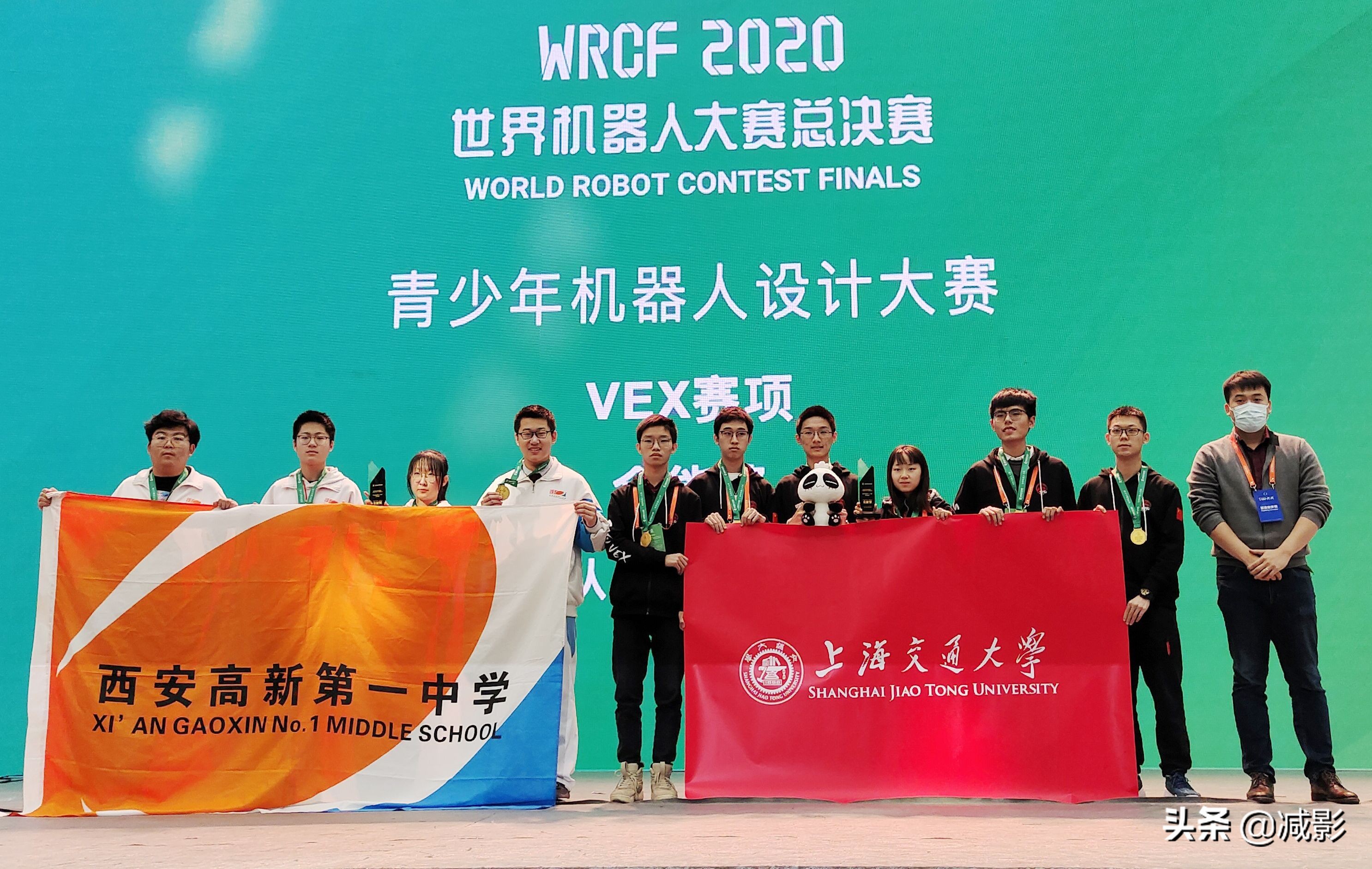 高中生机器人大赛,11岁男孩获得编程世界冠军