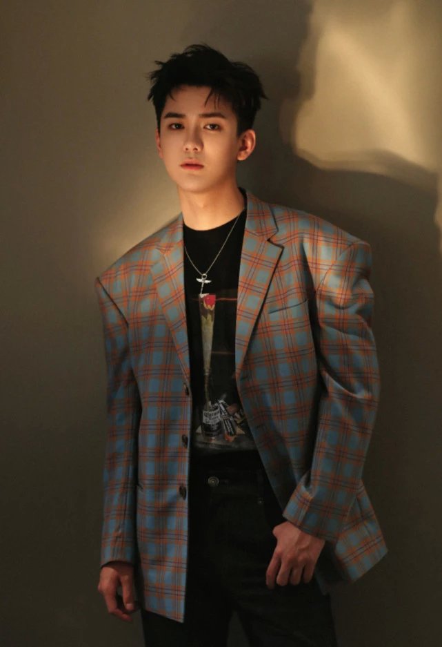 熊梓淇翻包,熊梓淇同款书包