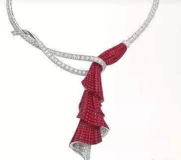 一条梵克雅宝的四叶草项链报价,白贝母项链梵克雅宝价格表