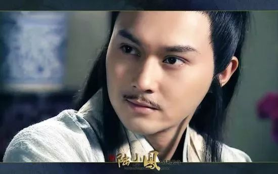 张智霖捐赠物资,张智霖回馈社会做了一辈子的好事