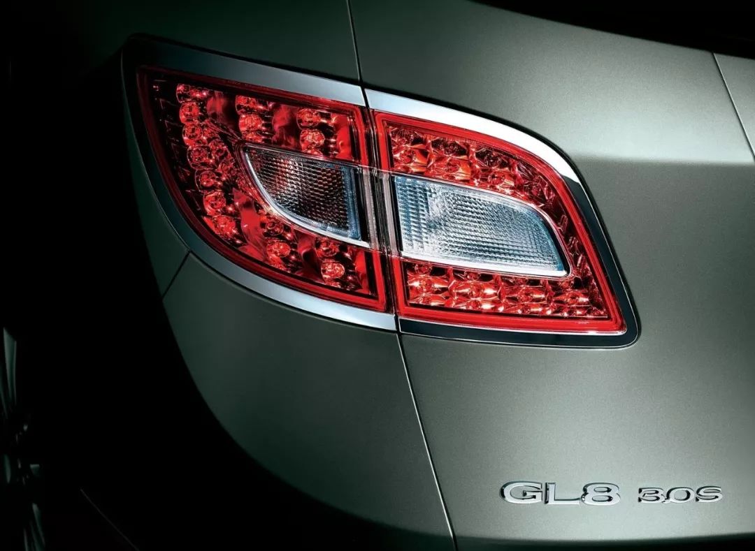 gl8mpv有什么优势,传祺gl8低配多少钱