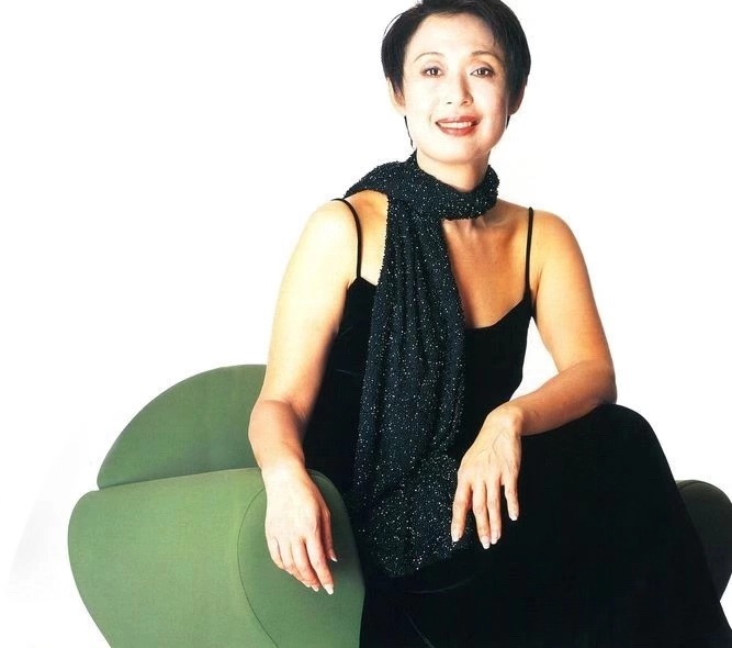 楼市风起云涌未来,香港房地产下行后哪些行业崛起