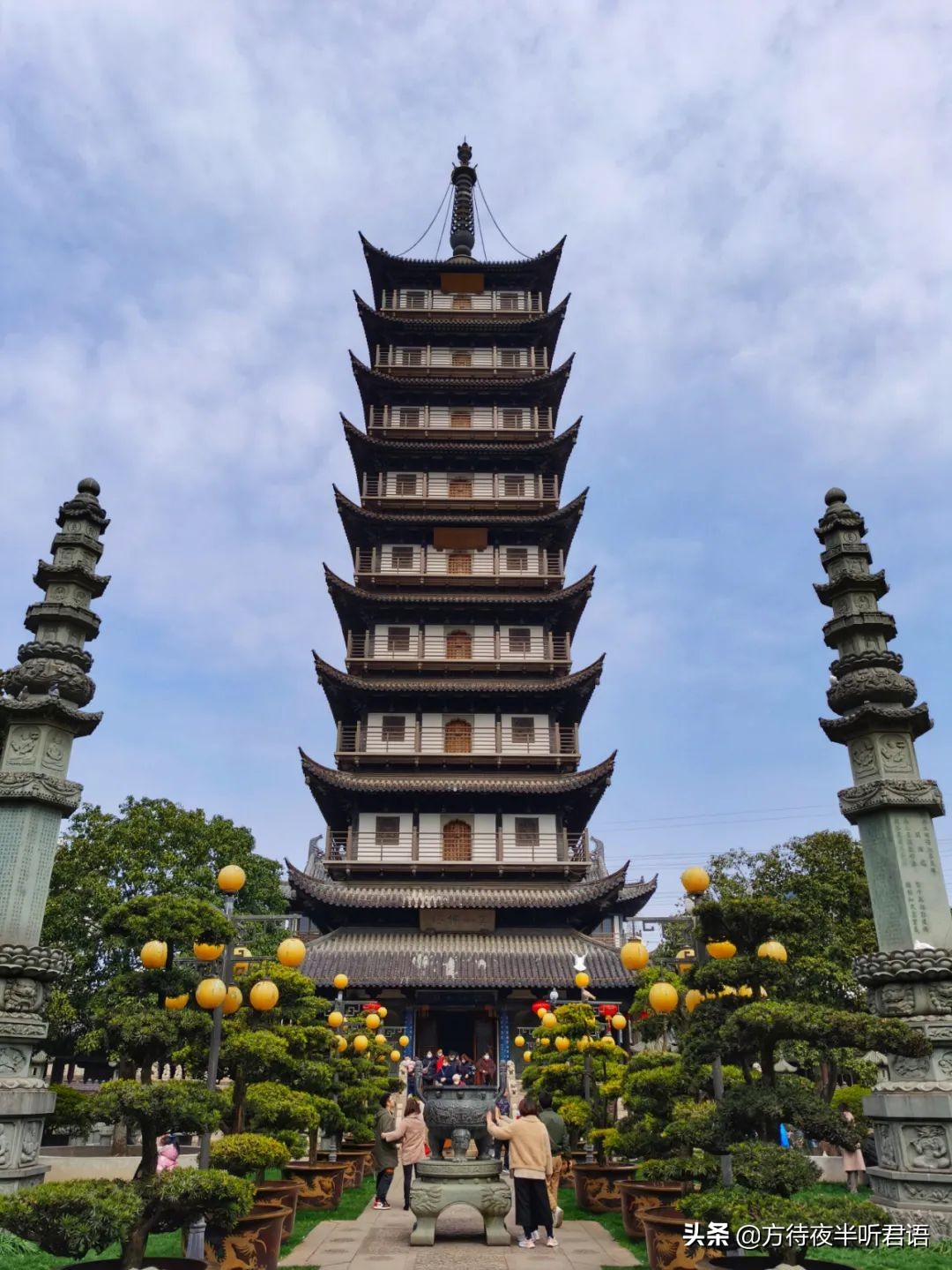 上海真如寺碑廊,上海真如寺塔内