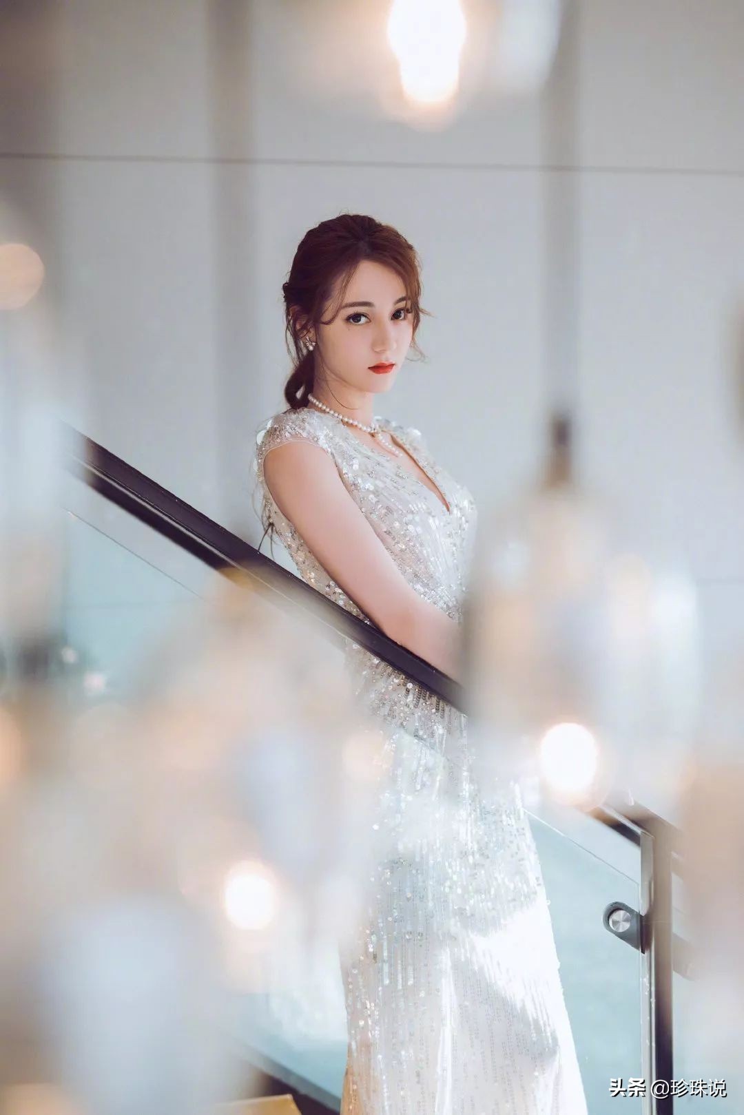 灼灼夏日，你的美丽与珍珠更相配