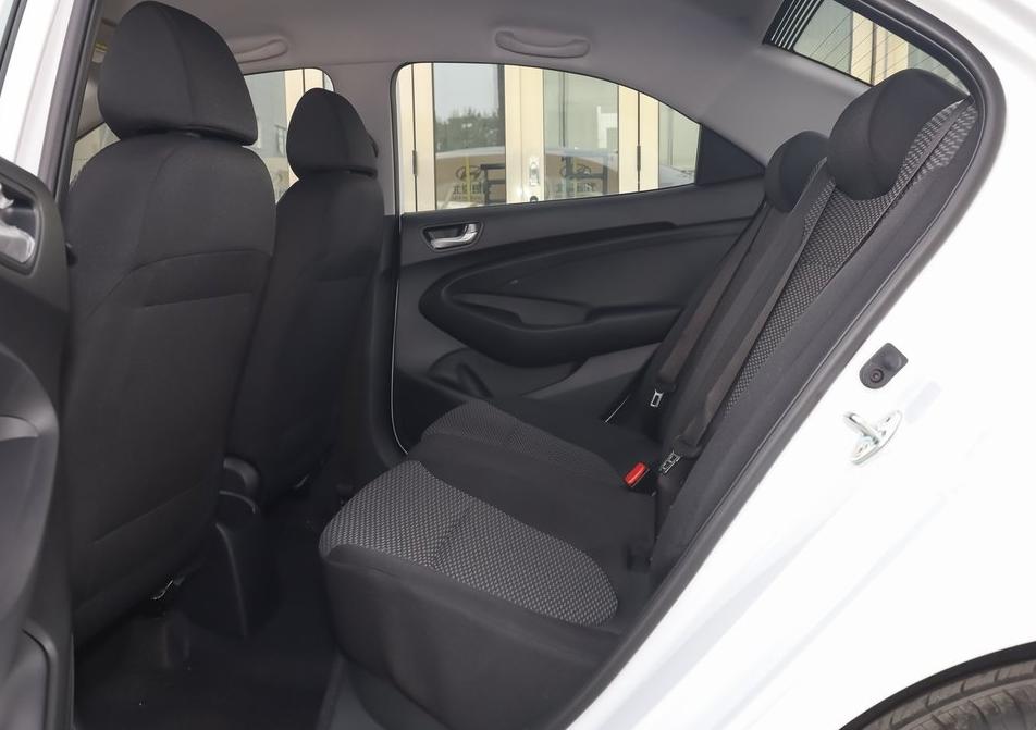 现代瑞纳2023款手动价格,现代瑞纳低配怎么样