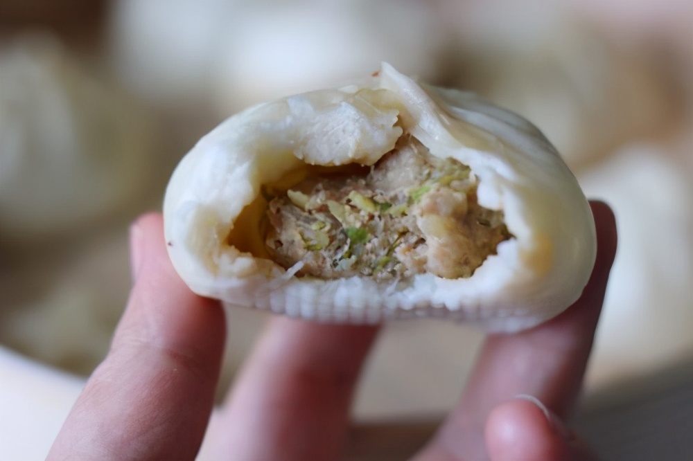 萝卜包子素馅儿最好吃的做法,萝卜肉包子馅的最简单的做法