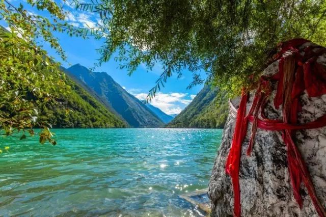 比九寨沟还漂亮的景点,比四川九寨沟更美的地方