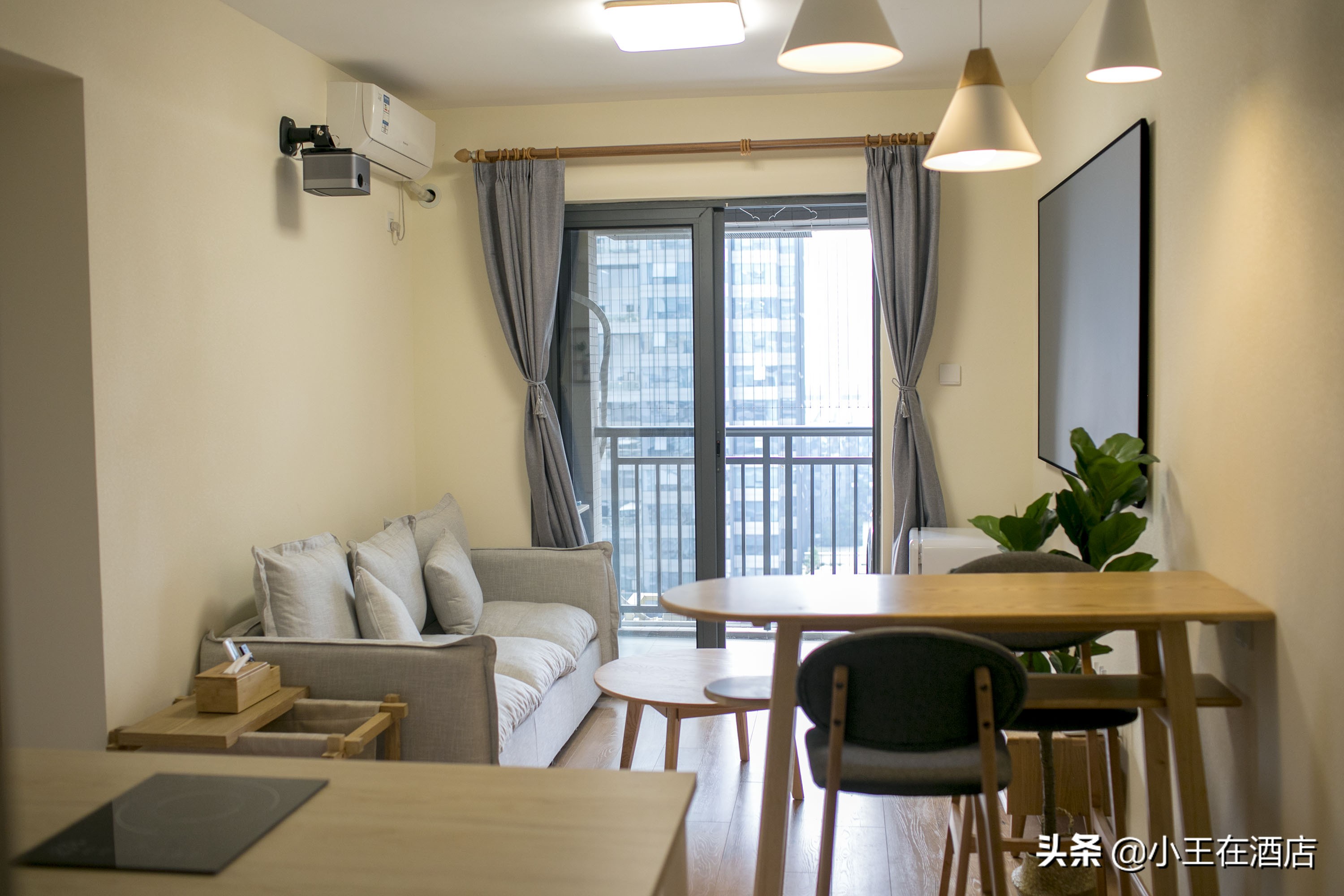 单体酒店和连锁酒店优劣势对比图,中端酒店发展趋势