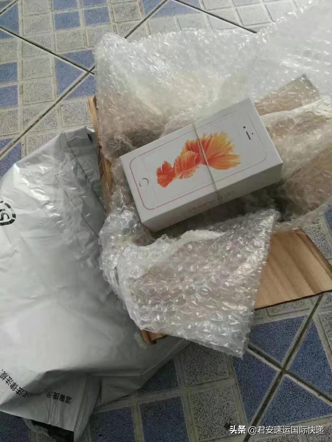 寄国际快递手机要交税吗,海外寄快递要交税吗