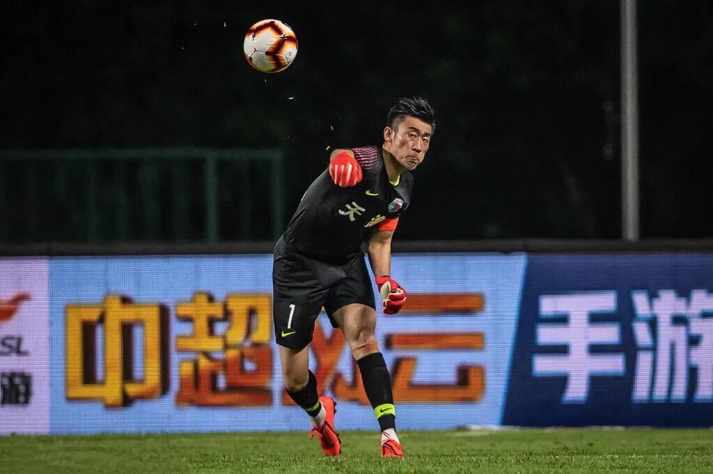 张鹭酒驾始末,张鹭美貌妻子