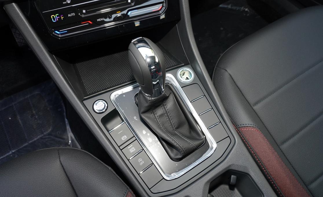 买大众宝来手动十个忠告,新手买大众宝来要注意什么