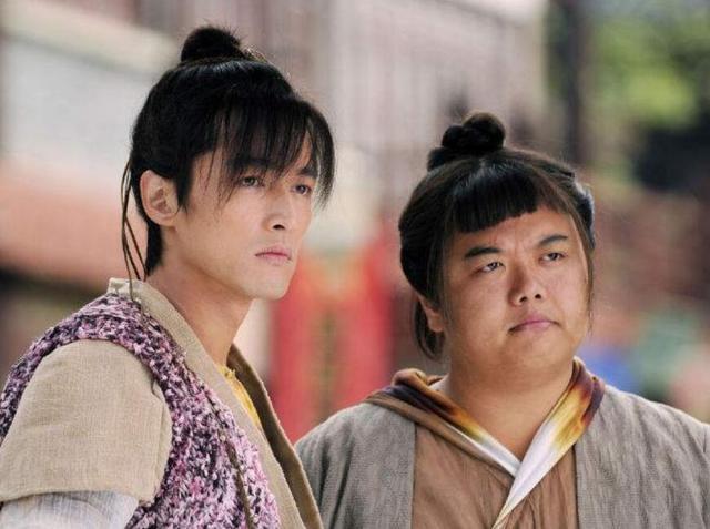 周星驰说很多人找他拍戏,周星驰当年只给他两分钟的镜头