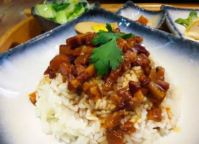 新街口负一层美食一条街,新街口美食街推荐