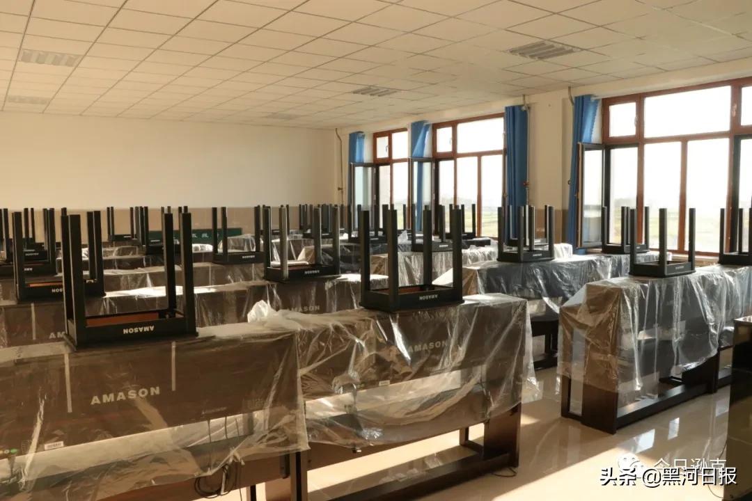 逊克第一中学,逊克县第一中学2002