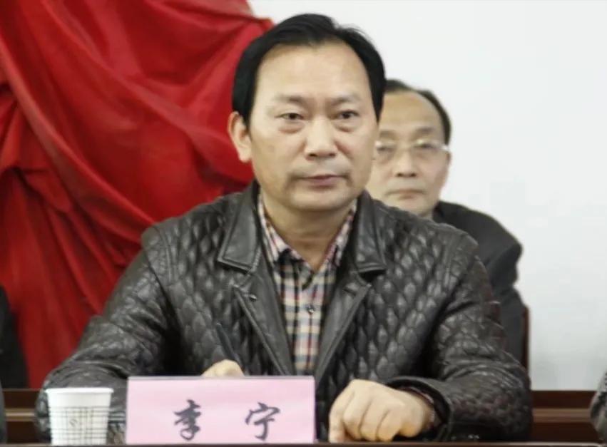 浜︾劧鍏ㄩ儴灏忚,浜︾劧灏忚鍏ㄦ枃鍏嶈垂闃呰