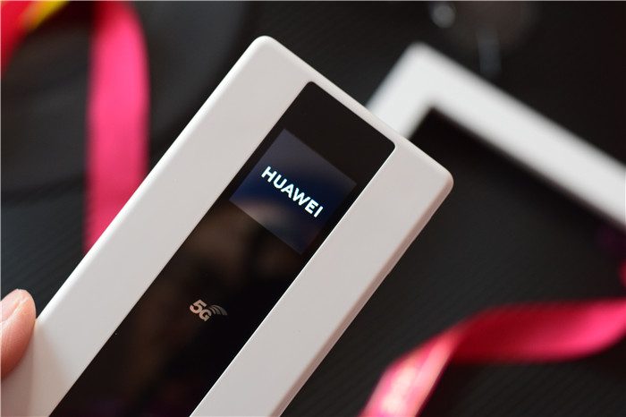 华为5g随身wifi最新消息,华为5g随身wifi与5g手机选择