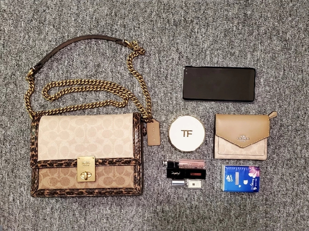 质感好点的高档气质女包,设计感高端上档次女包心形