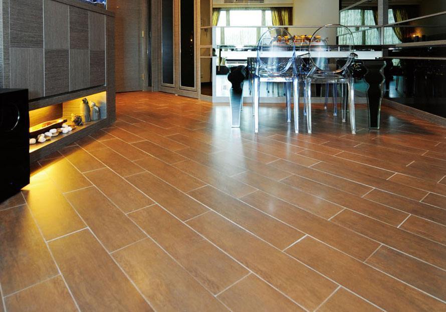 铺木纹砖多少钱一平,家里贴木纹砖效果