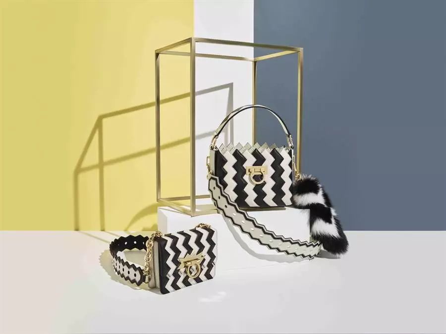 林允菲拉格慕全球品牌代言人,林允代言的香水