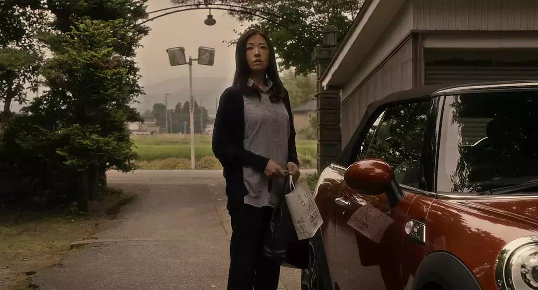 结局赤裸裸的讽刺,这部日本片,值得5星推荐一下