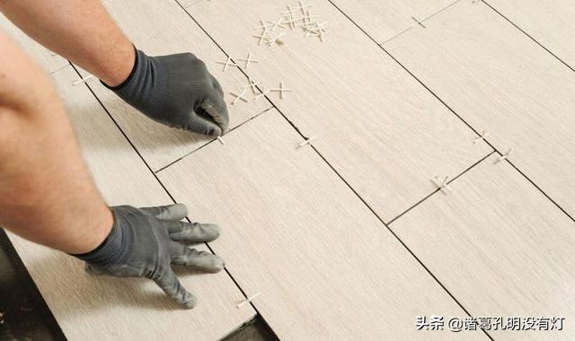 我，90后，木工，22岁开公司，24岁赚了1300万，28岁赔了2000万