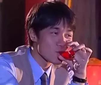 群魔乱舞啊！这届港姐颜值说断崖式下跌真不夸张……