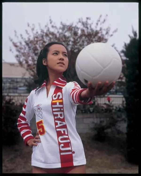 小鹿纯子扮演者死讯是真的吗,小鹿纯子演员近况