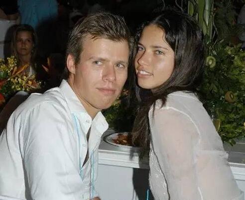 世界超模维密走秀图集,维密超模刘雯图集