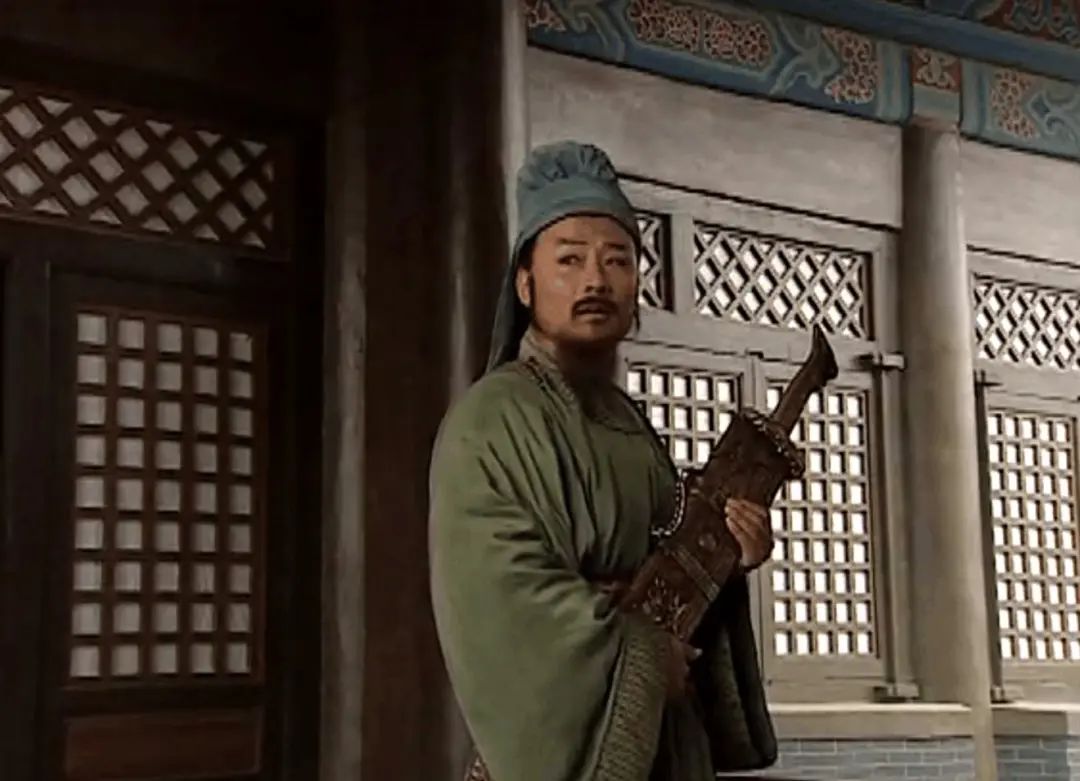 老婆被领导针对怎么劝她,老婆被领导批评怎么做