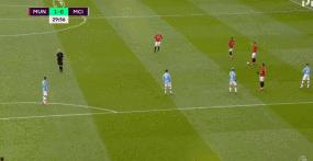 24张GIF详解曼联新核进攻能力:B费3大特质造就双料月最佳