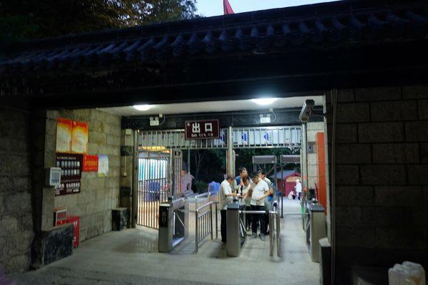 西岳华山五峰风景,华山一日游西安出发路线推荐