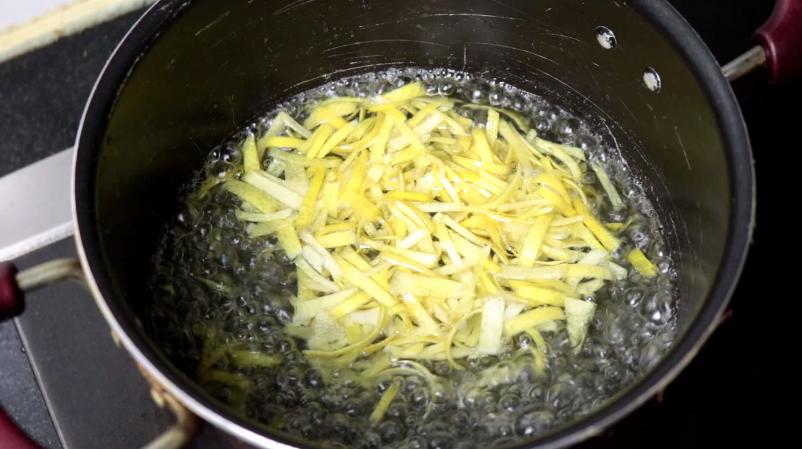 润肺蜂蜜柚子茶,蜂蜜柚子茶可清肺润燥止咳化痰