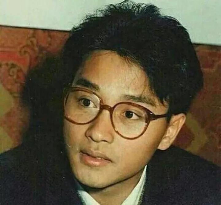 张国荣毕业于英国哪所大学,张国荣留学英国利兹