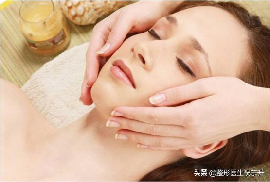 脸部皮肤松弛怎么办？不一定要“去皮”，平时这样保养