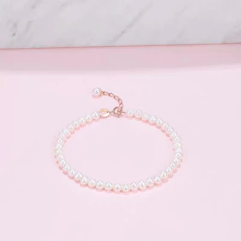 珍珠上有小坑正常吗,珍珠有细微划痕瑕疵