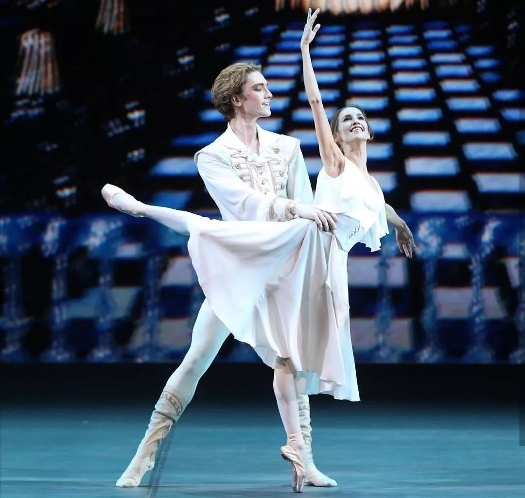 芭蕾朱利安,芭蕾精灵朱利安