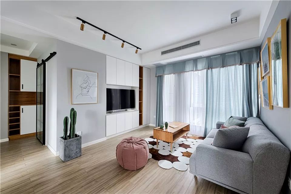 窗帘到底怎么搭配才好看,窗帘如何搭配给你们一些建议