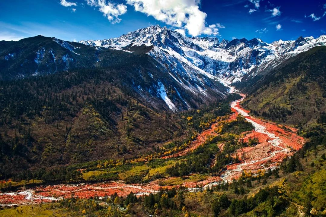 一座比珠穆朗玛峰还难登的雪山,有一座山比珠穆朗玛峰还要高