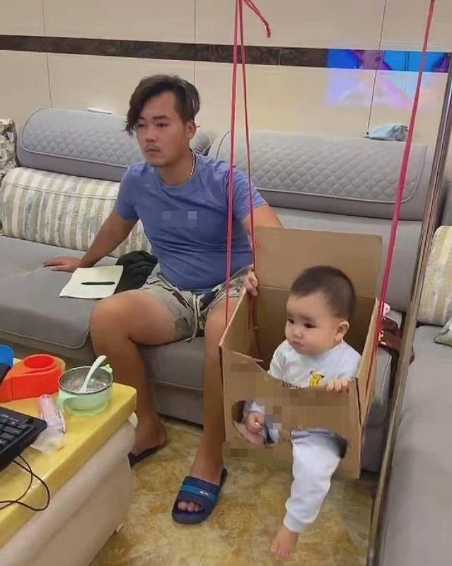 宝爸自制秋千哄娃,宝爸给宝宝做的秋千