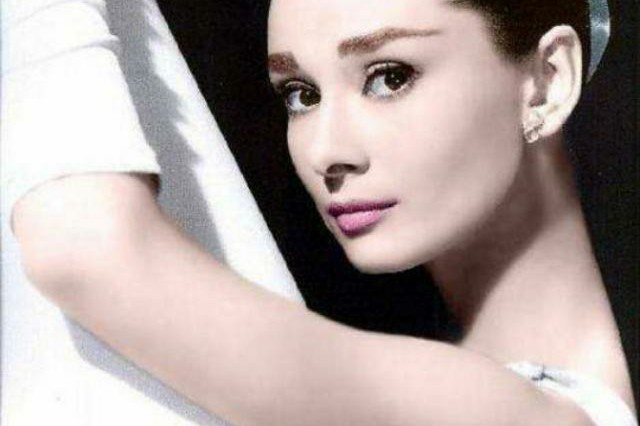 脖子黑怎么变白天鹅颈,如何增粗脖子