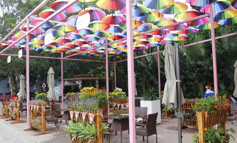 广州自驾去三亚旅游攻略,三亚自驾去新疆旅游攻略