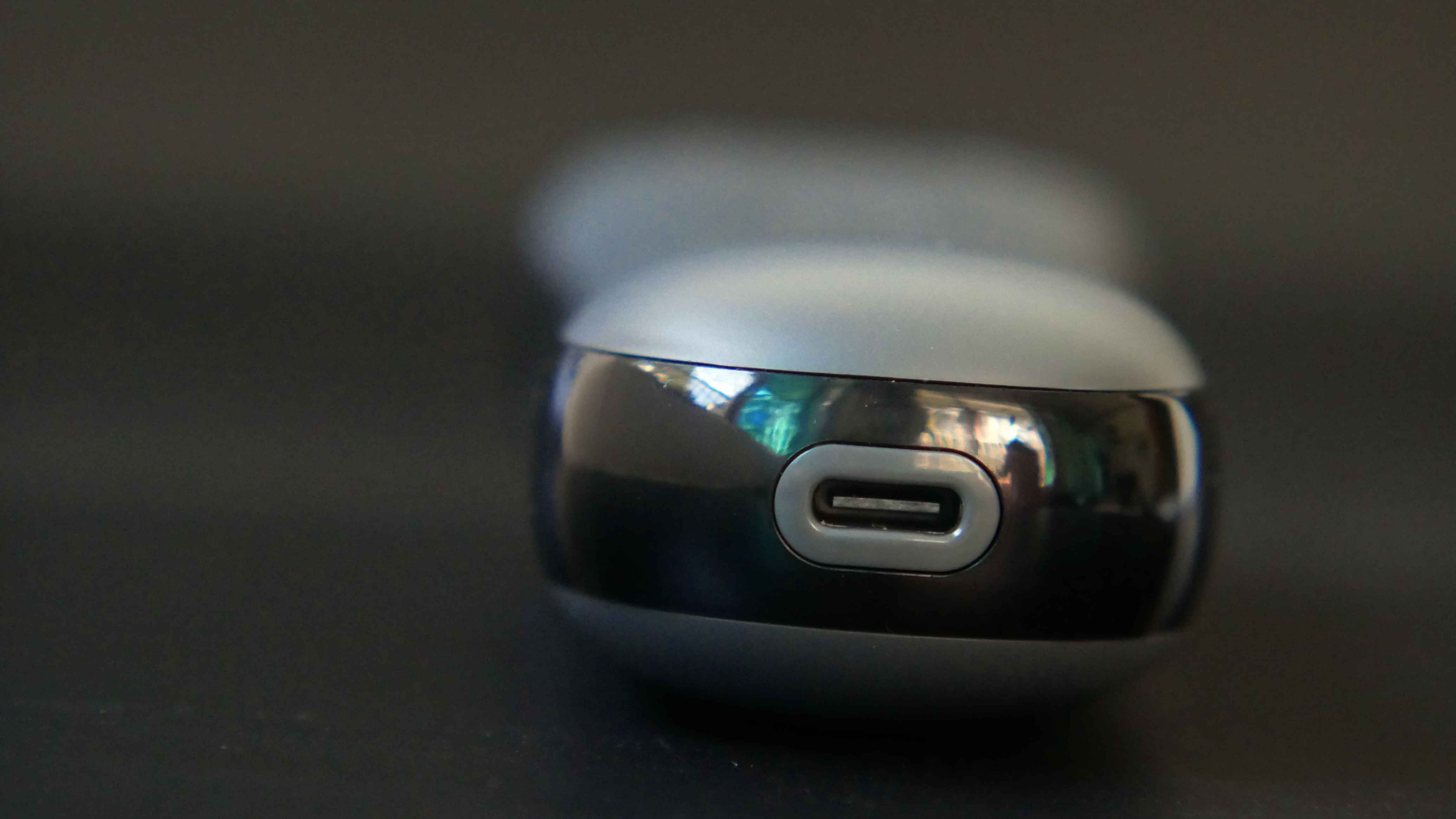 国产剃须刀终于有个能打的了，博朗松下措手不及