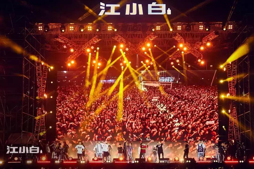 从“圈层”到“文化”的突围，江小白YOLO靠的是什么？