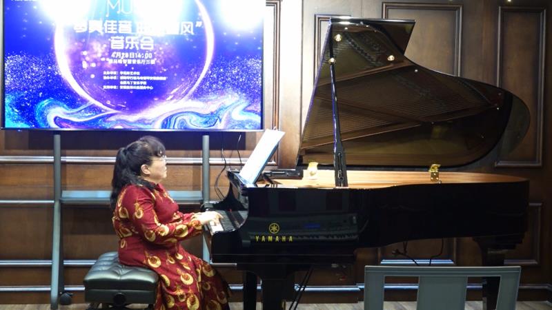 “琴奏佳音曲迎春风”音乐会