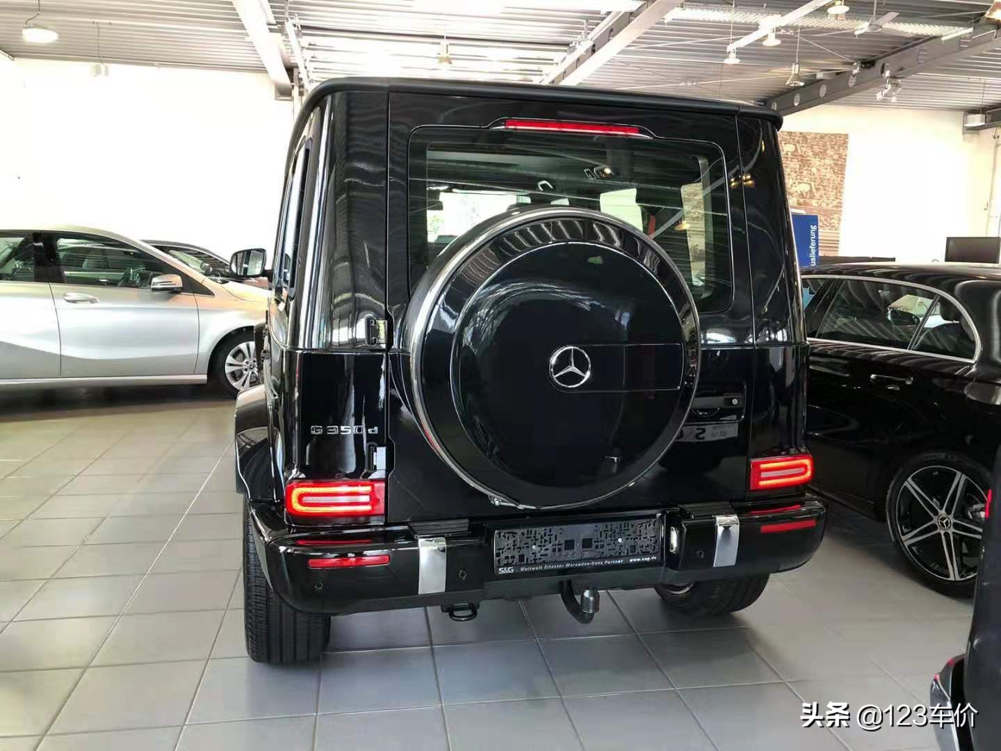 奔驰g350d柴油版3.0t平行进口,奔驰g350d柴油版价格及配置区分